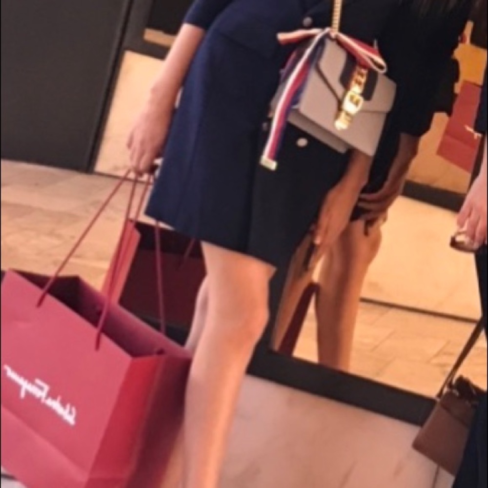 Gucci Mini Sylvie Leather Mini Chain Bag in Gray - Picture 10 of 12